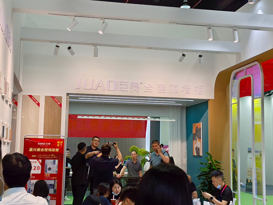 巨奧全鋁頂墻柜案例 巨奧全鋁頂墻柜案例